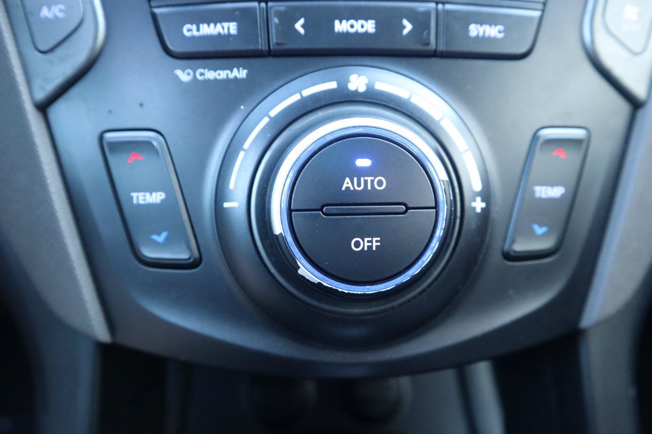 Used 2017 Hyundai Santa Fe AWD w/ SE Ultimate Tech Package 03 image 87