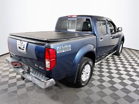 Used 2018 Nissan Frontier SV image 7