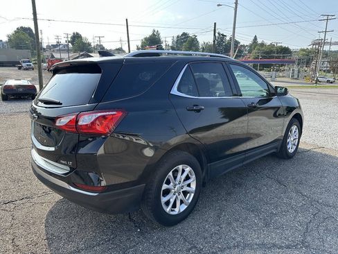 Used 2018 Chevrolet Equinox LT w/ Sun & Infotainment Package AWD/4WD image 3