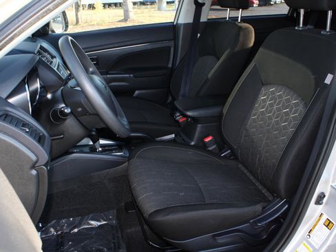 Used 2024 Mitsubishi Outlander Sport S image 14