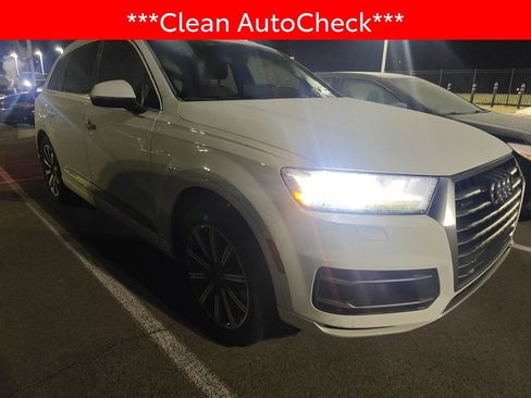 Used 2017 Audi Q7 3.0T Premium Plus w/ Premium Plus Package image 3