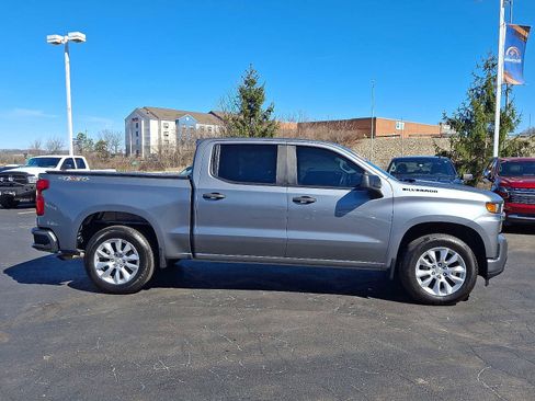 Used 2021 Chevrolet Silverado 1500 Custom w/ LPO, Dark Essentials Package image 7