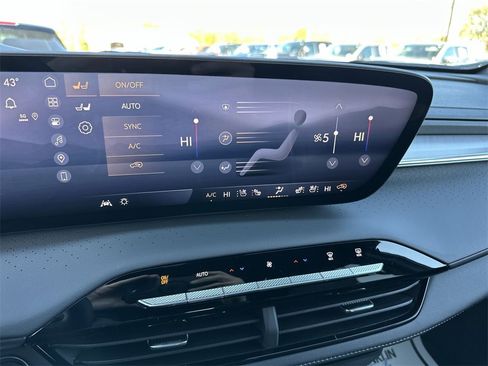 New 2026 Buick Enclave Avenir w/ Super Cruise Package image 19