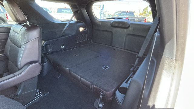 Certified 2025 Ford Explorer Platinum w/ LUX Leather Package AWD/4WD image 17