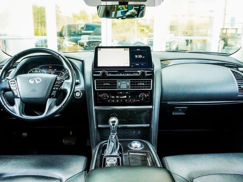 Used 2024 INFINITI QX80 Luxe image 5