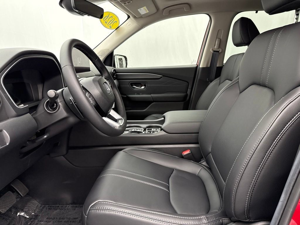 New 2026 Honda Pilot Touring image 18