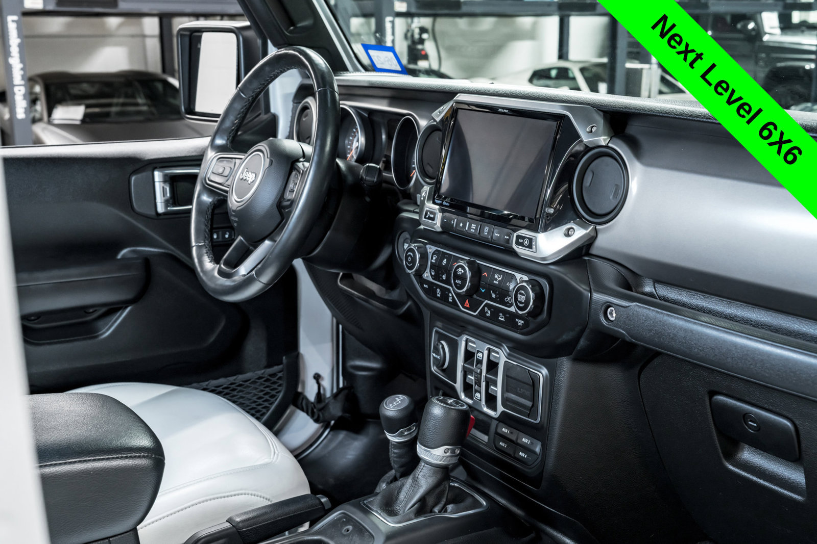 Used 2021 Jeep Gladiator Sport AWD/4WD image 32