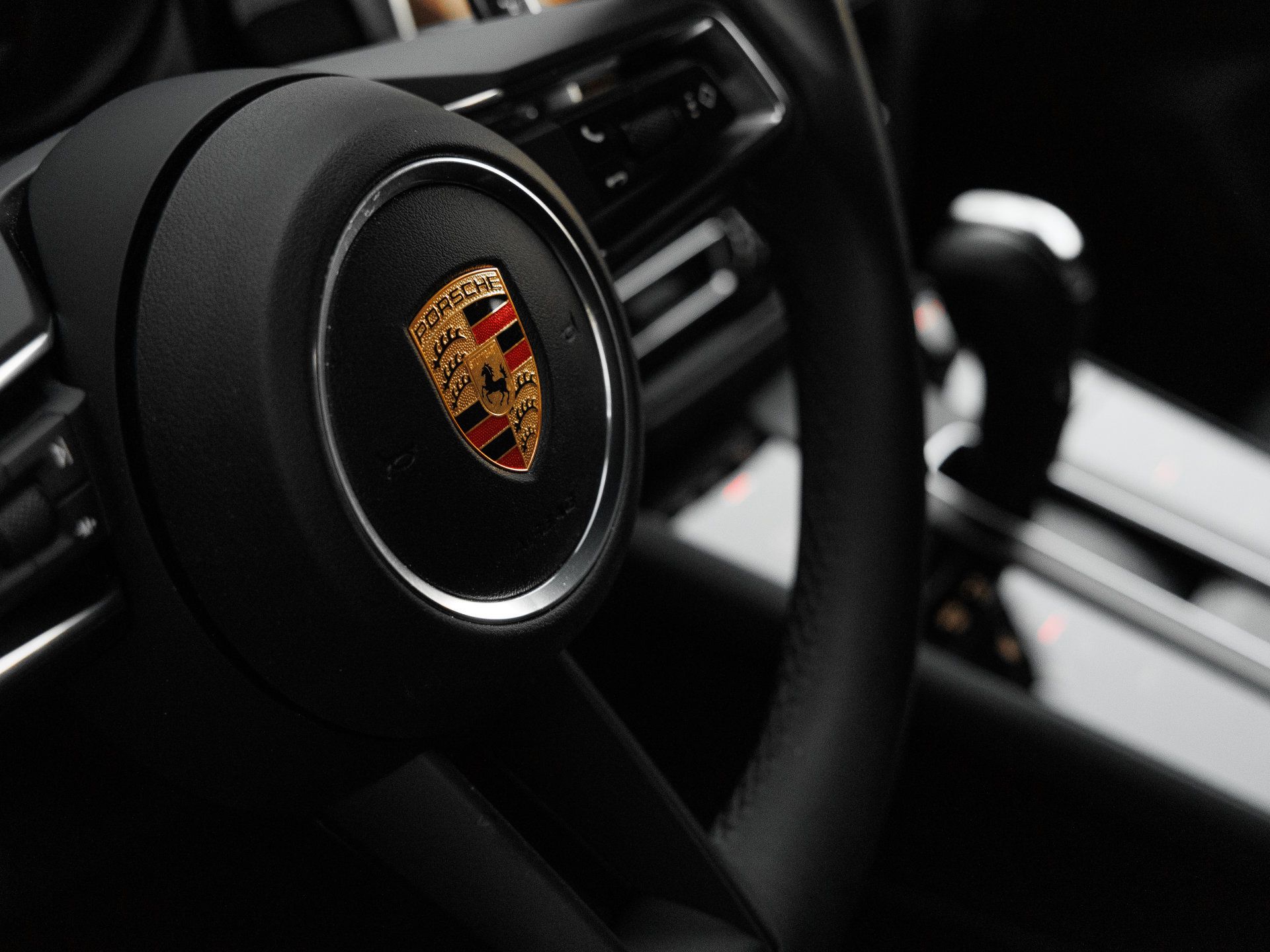 Certified 2026 Porsche Macan AWD/4WD image 19