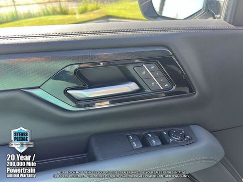 Certified 2025 GMC Yukon AT4 AWD/4WD image 26