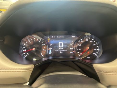 New 2025 Jeep Compass Limited w/ Sun & Sound Group image 11