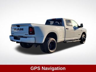 Used 2025 RAM 3500 Big Horn video 2