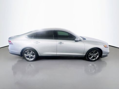 Used 2024 Honda Accord EX image 9