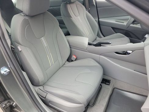 New 2026 Hyundai Elantra Sport FWD image 21