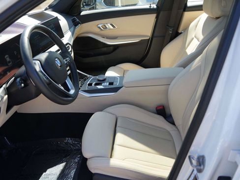 Used 2023 BMW 330i Sedan w/ Driving Assistance Package RWD image 14