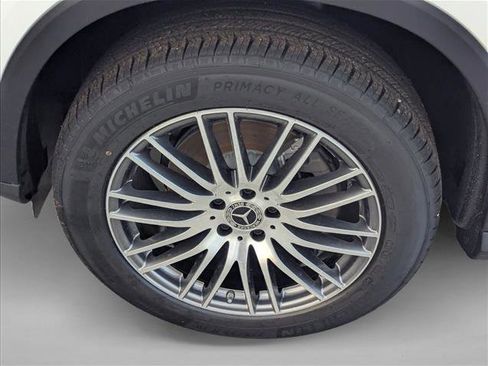 New 2026 Mercedes-Benz GLC 300 4MATIC image 9