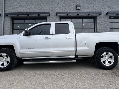 Used 2018 Chevrolet Silverado 1500 LT w/ All Star Edition image 4
