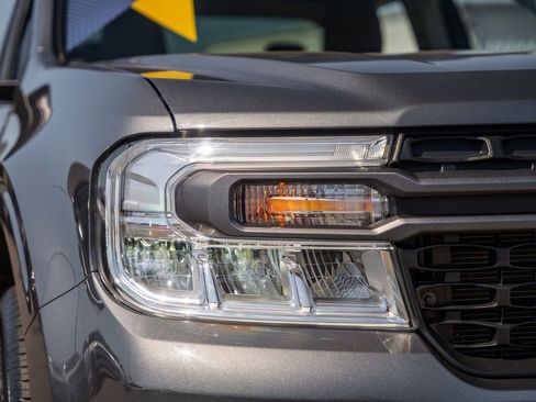 Certified 2024 Ford Maverick XLT image 10