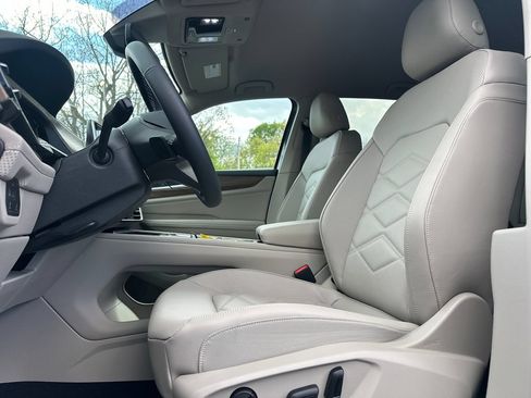 New 2026 Volkswagen Atlas SE AWD/4WD image 3