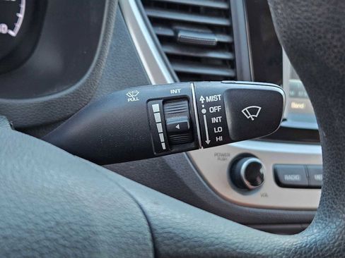 Used 2021 Hyundai Accent SE image 28