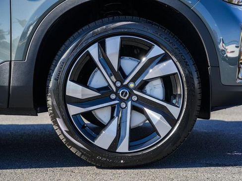 New 2026 Volvo XC40 B5 Ultra w/ Protection Package Premier image 17