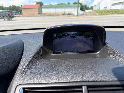 Used 2014 Buick Encore Convenience FWD image 19