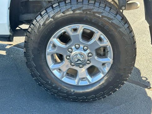 Used 2024 RAM 2500 Laramie w/ Safety Group AWD/4WD image 7
