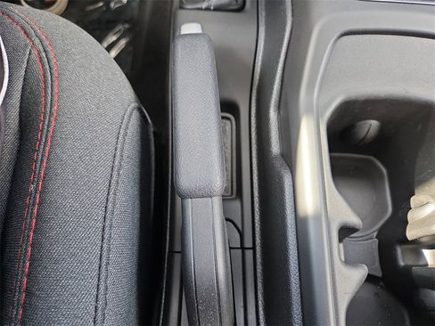 Certified 2025 Jeep Gladiator Rubicon w/ Safety Group image 28