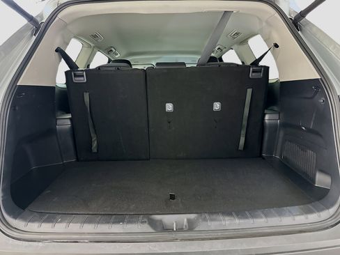 Used 2025 Toyota Grand Highlander XLE image 31