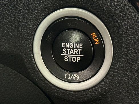 Used 2023 Chrysler 300 S image 20