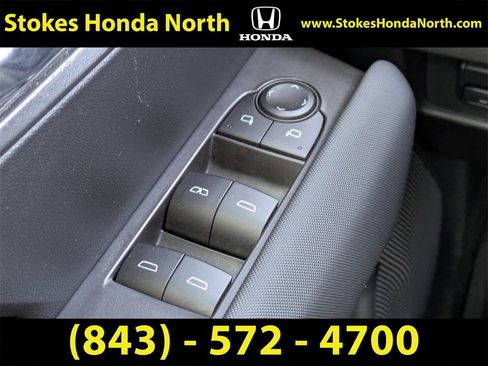 Used 2023 Chevrolet Colorado Z71 w/ Z71 Convenience Package 2 image 25