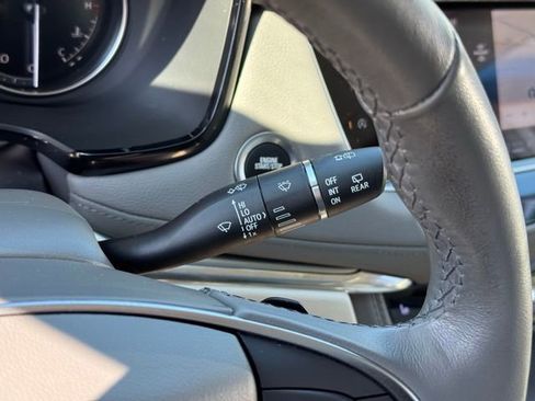 Certified 2023 Cadillac XT5 Premium Luxury w/ LPO, Floor Liner Package image 23