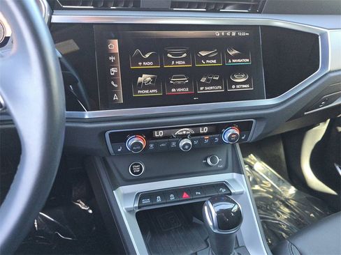 Certified 2021 Audi Q3 2.0T Premium Plus w/ Premium Plus Package image 23