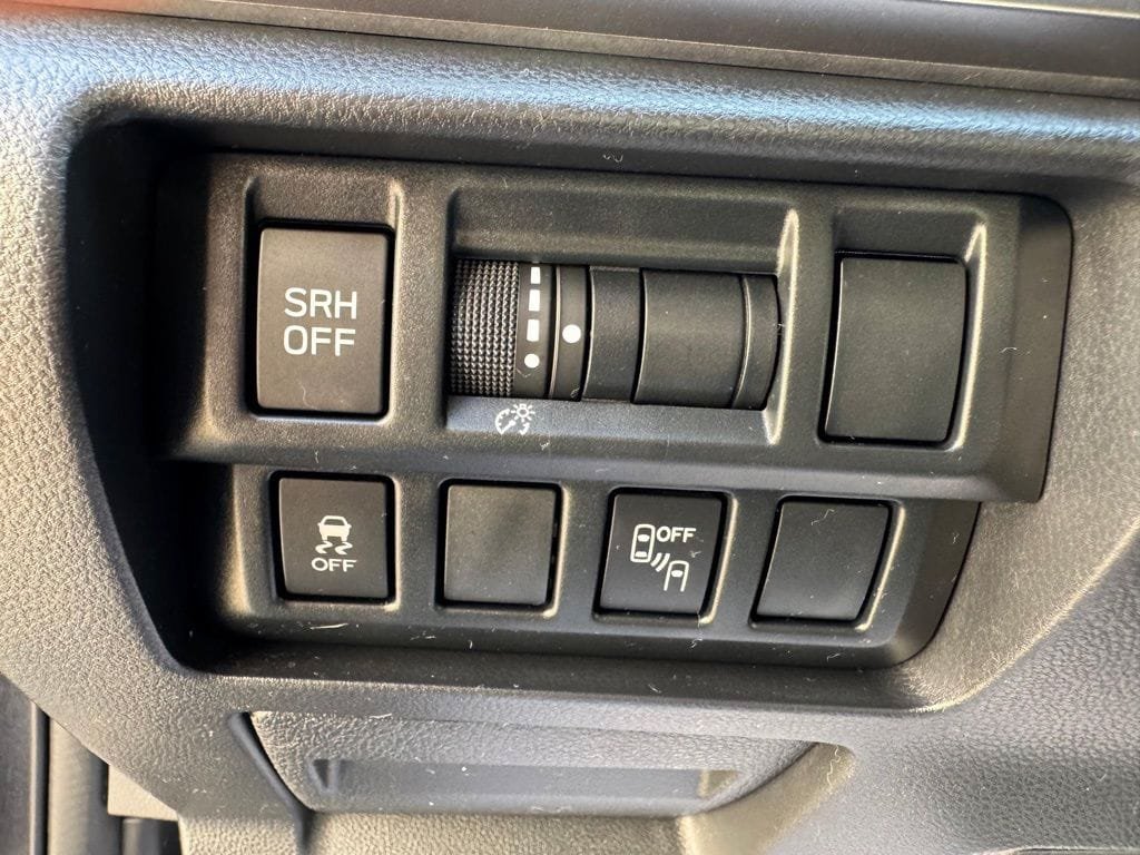 Used 2018 Subaru Crosstrek 2.0i Limited AWD/4WD image 14