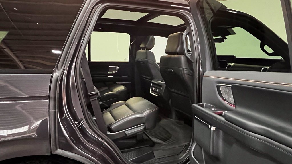 Certified 2025 Ford Expedition Tremor AWD/4WD image 16