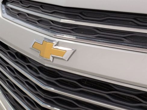 Used 2017 Chevrolet Equinox LT image 13