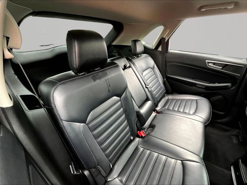 Used 2024 Ford Edge SEL AWD/4WD image 25