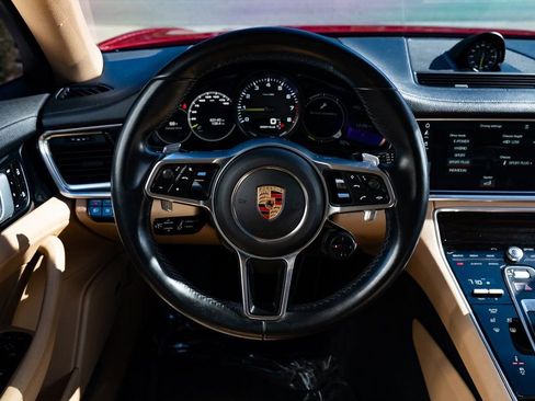 Used 2020 Porsche Panamera 4 w/ Premium Package Plus AWD/4WD image 11
