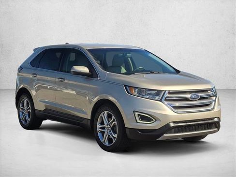 Used 2017 Ford Edge Titanium w/ Technology Package image 3