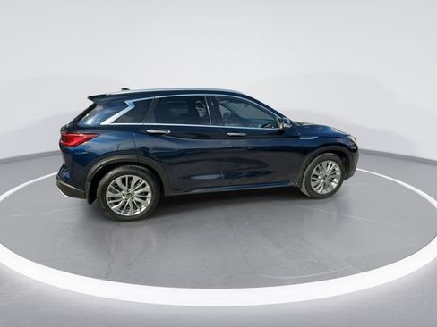 Used 2023 INFINITI QX50 Luxe FWD image 9