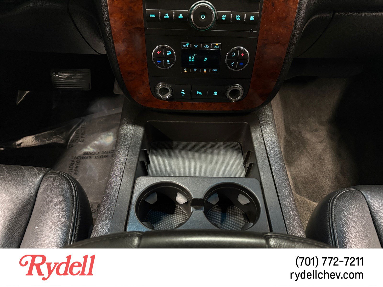 Used 2009 Chevrolet Avalanche LT w/ Luxury Package AWD/4WD image 15