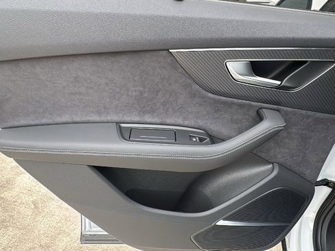 New 2026 Audi SQ7 Premium Plus AWD/4WD image 16