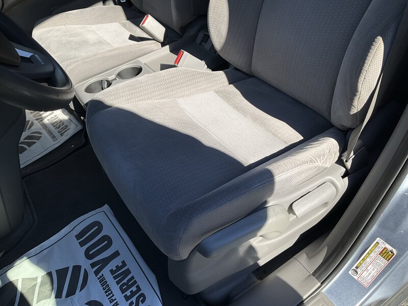 Used 2008 Honda CR-V EX image 19