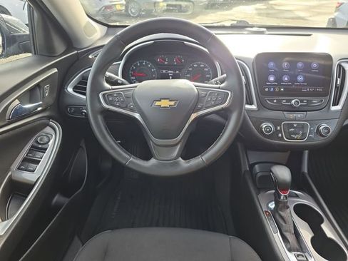 Used 2023 Chevrolet Malibu RS image 18