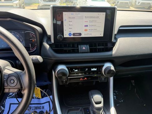 Used 2025 Toyota RAV4 LE image 12