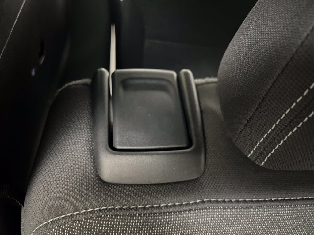 Used 2024 Chevrolet Traverse LT FWD image 31