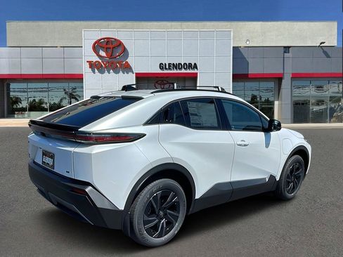 New 2026 Toyota C-HR AWD/4WD image 3