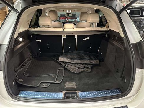 Used 2022 Mercedes-Benz GLE 350 4MATIC w/ Premium Package image 10