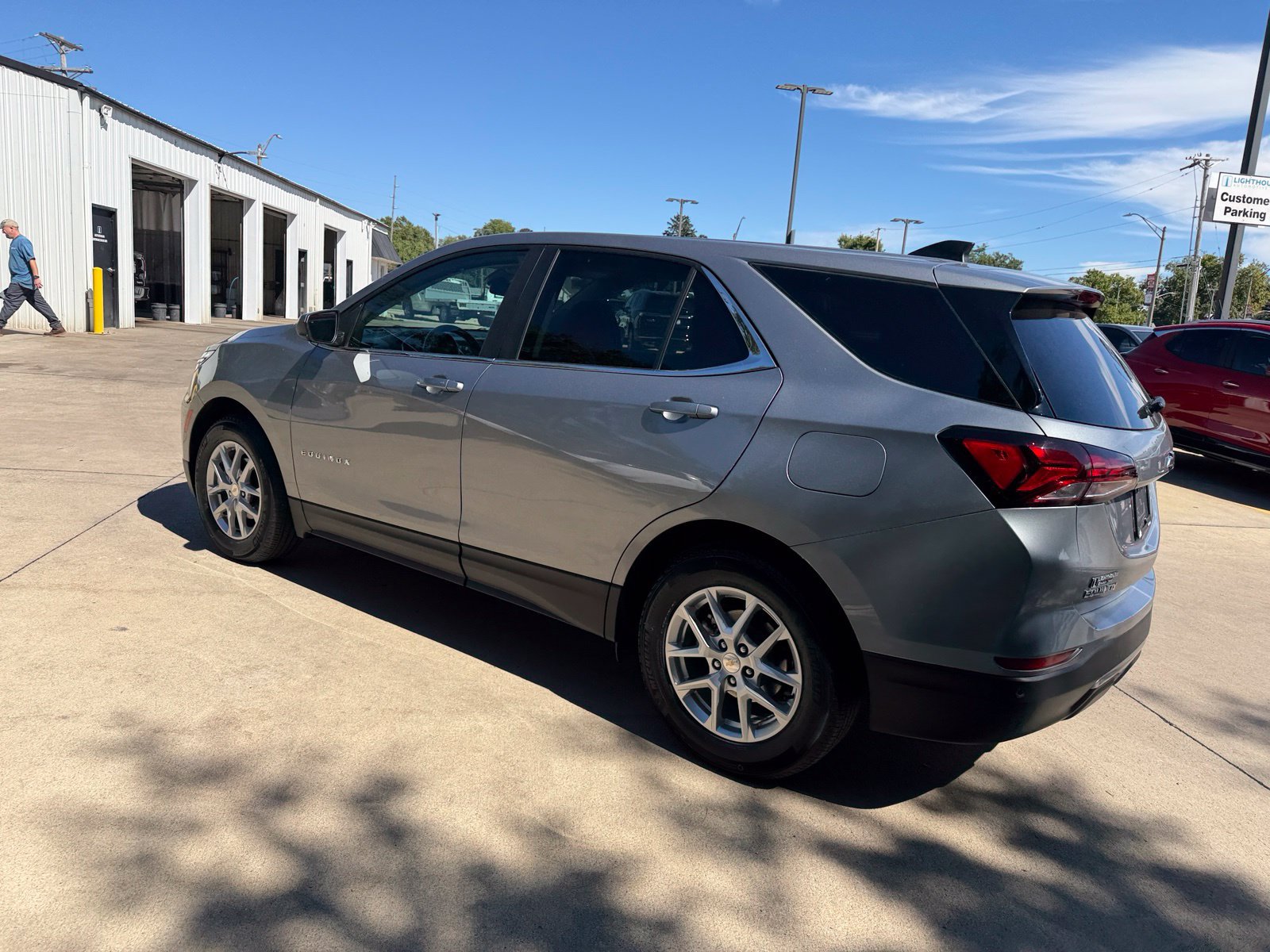 Used 2024 Chevrolet Equinox LT w/ LPO, Floor Liner Package FWD image 29