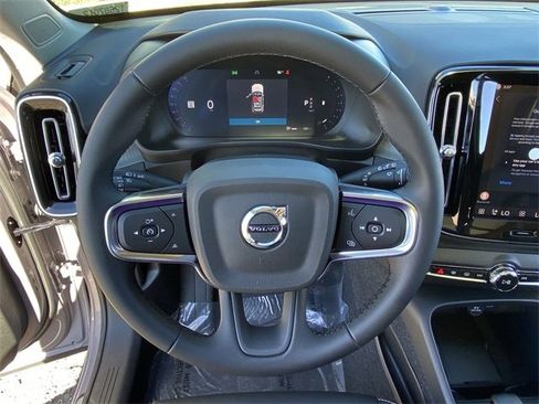 New 2026 Volvo XC40 B5 Core image 21