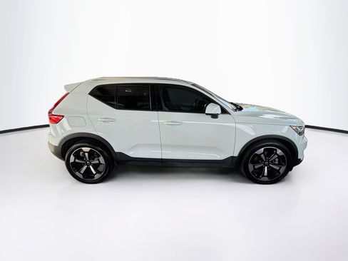 Used 2020 Volvo XC40 T5 Momentum AWD/4WD image 10